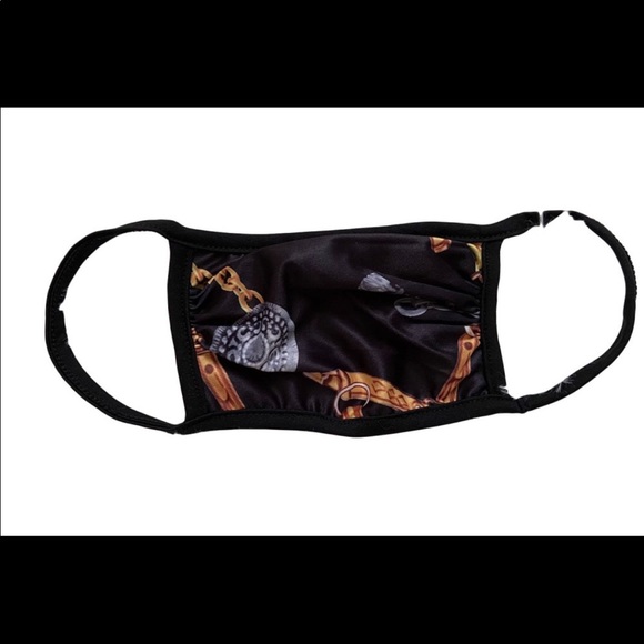 2 Pack silky Face Masks - Picture 6 of 6